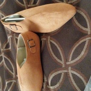 Women's flat shoe